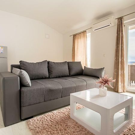 Apartmani Marija Jakir Brela Esterno foto