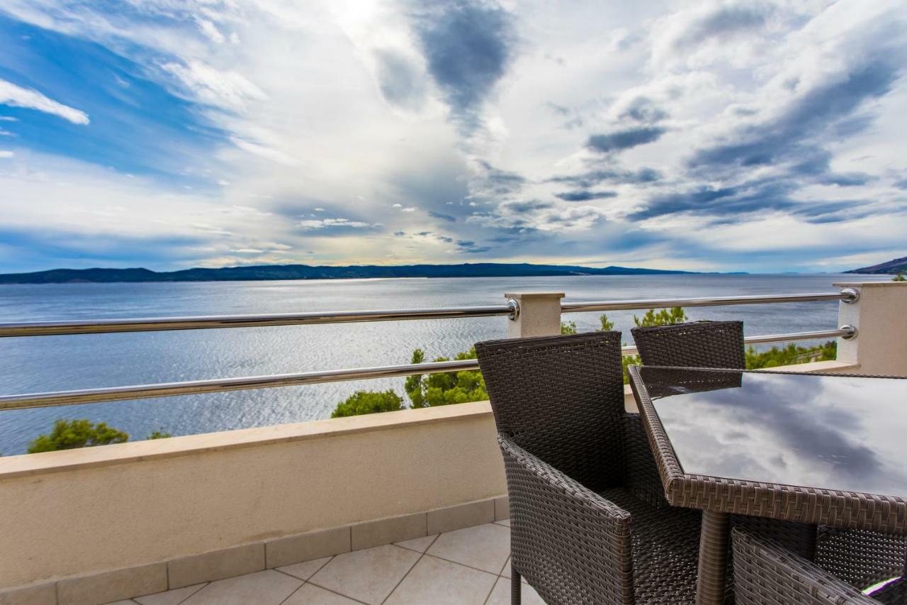 Apartmani Marija Jakir Brela Esterno foto