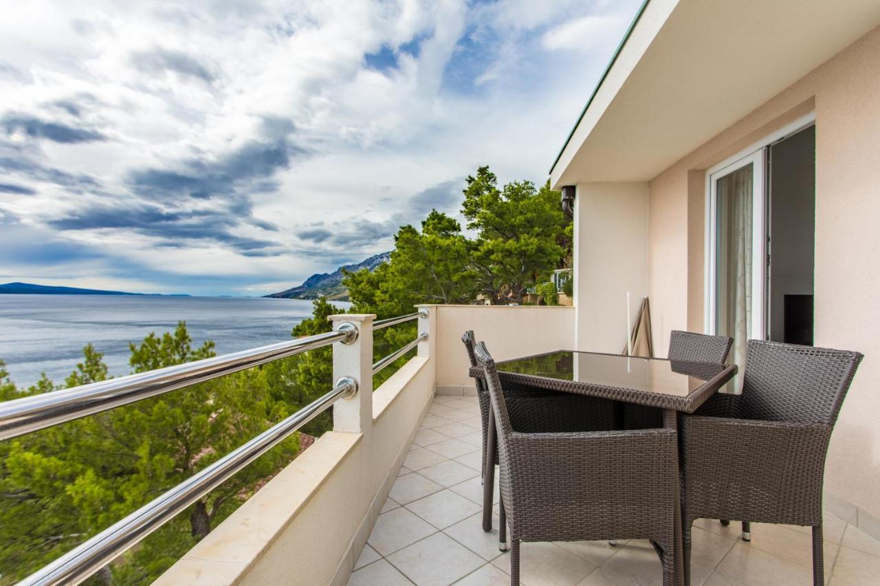Apartmani Marija Jakir Brela Esterno foto